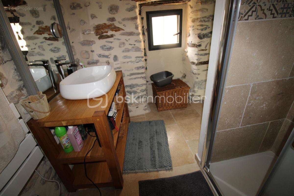 Maison de village en bord de rivière - photo 17