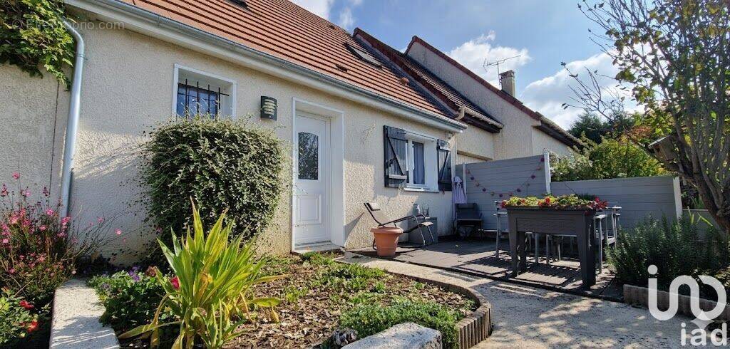 Photo 1 - Maison à DAMMARTIN-EN-GOELE