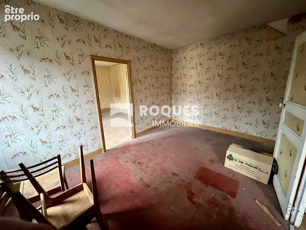 A vendre appartement T2 à rénover avec terrasse et cave à Millau - photo 5