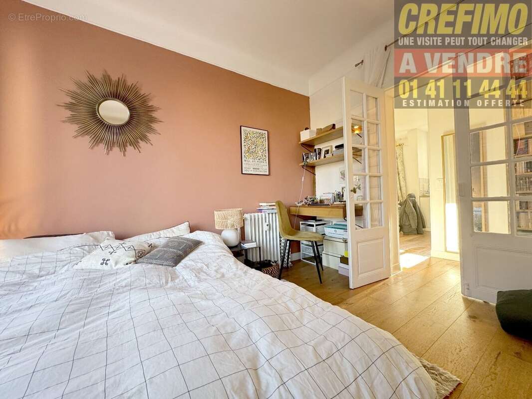 Appartement à COURBEVOIE