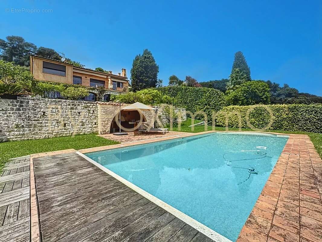 Maison à LA COLLE-SUR-LOUP