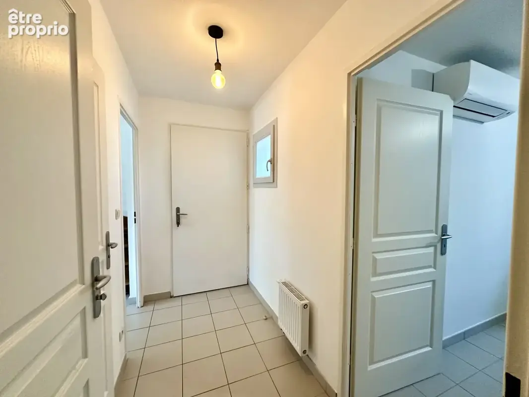 Salin de Giraud (13): Villa T4 en excellent état avec jardin et deux parkings - photo 5