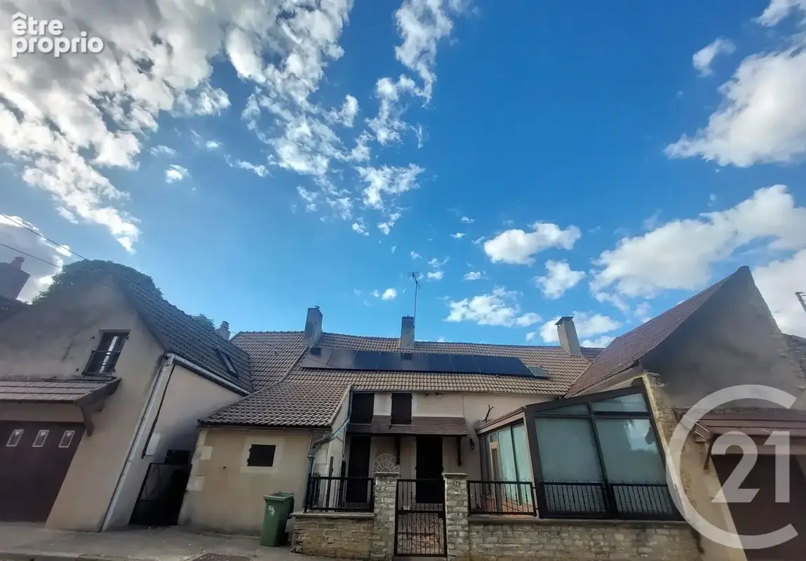 Maison à LUCY-SUR-YONNE