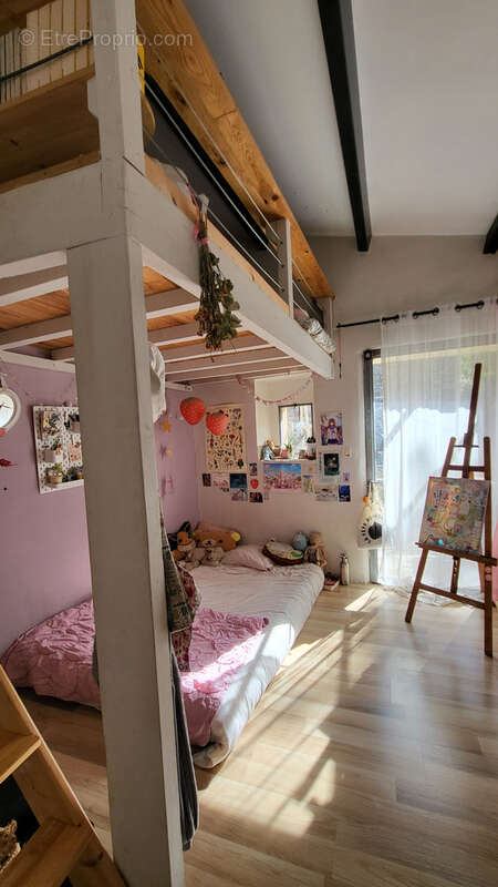 Maison à LA CALMETTE