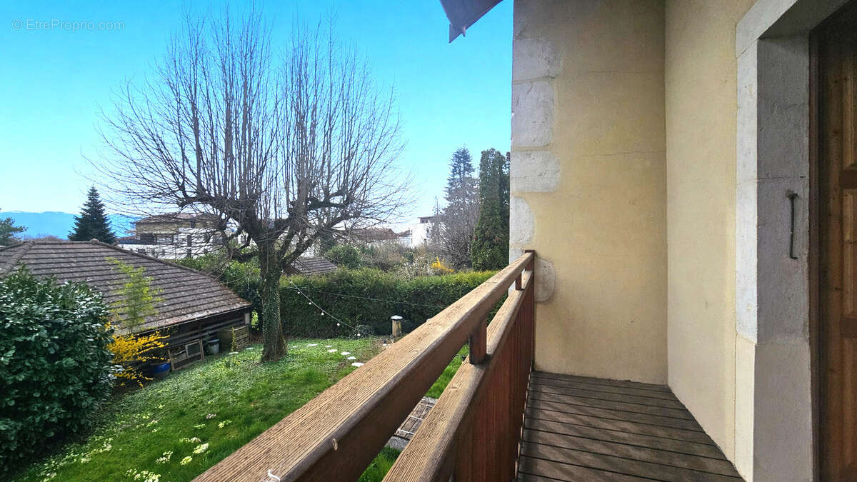 Maison à PREVESSIN-MOENS