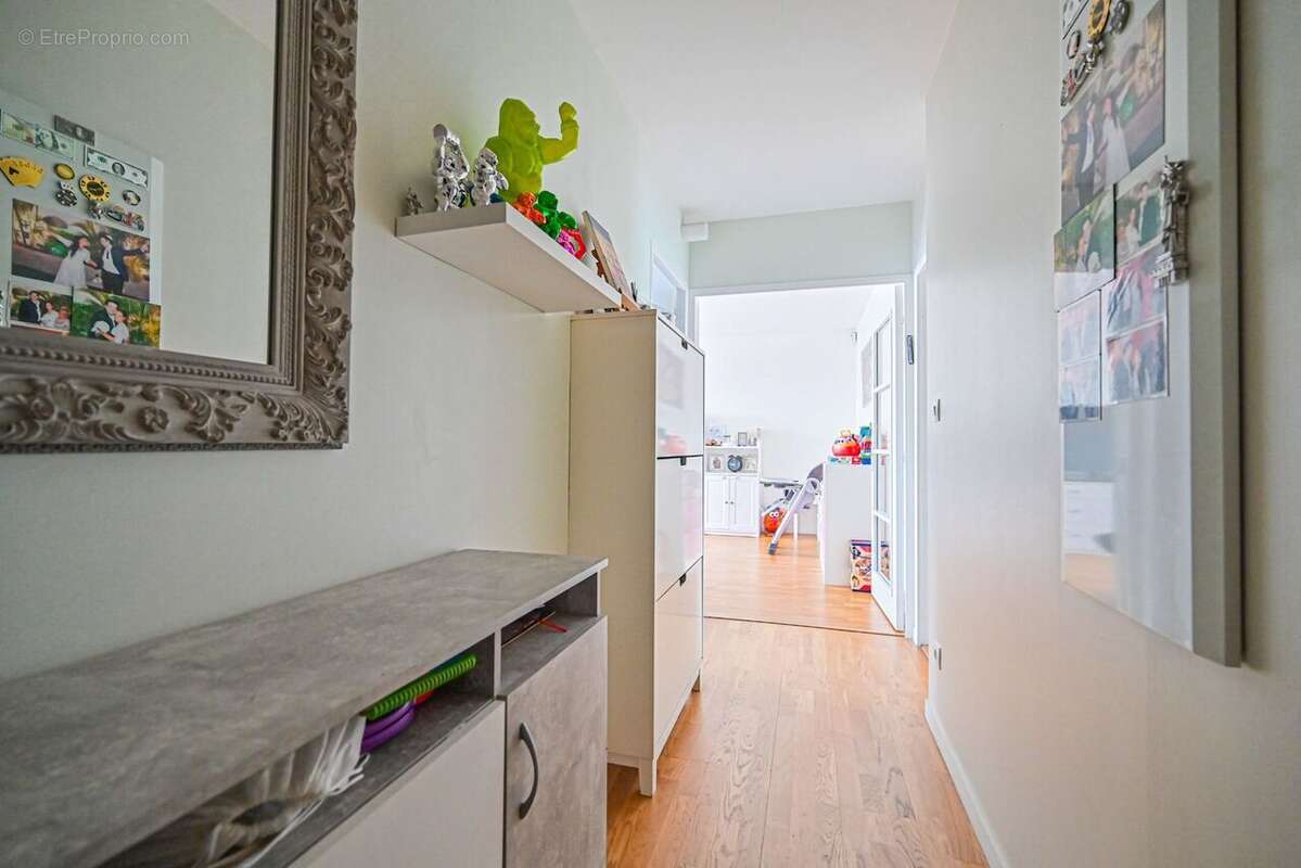 Appartement 79 m² à Creteil  - photo 9