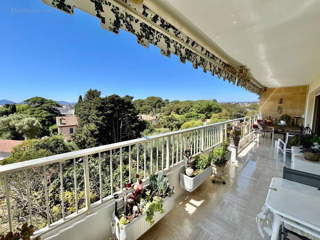 Appartement à CANNES