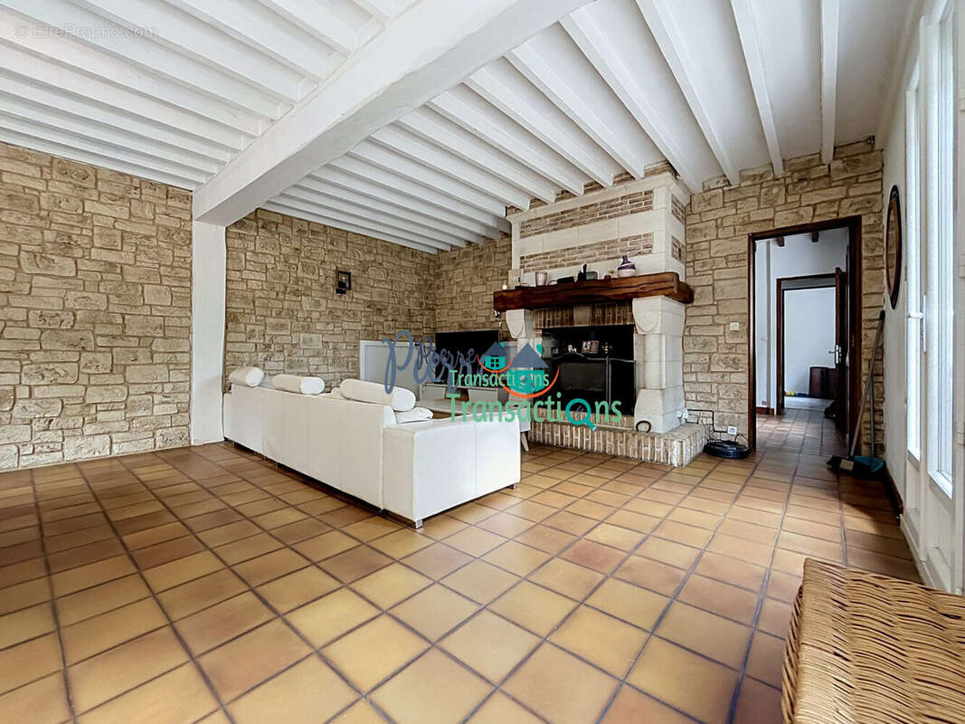Maison 182 m² à Saint-Romain-De-Colbosc  - photo 2