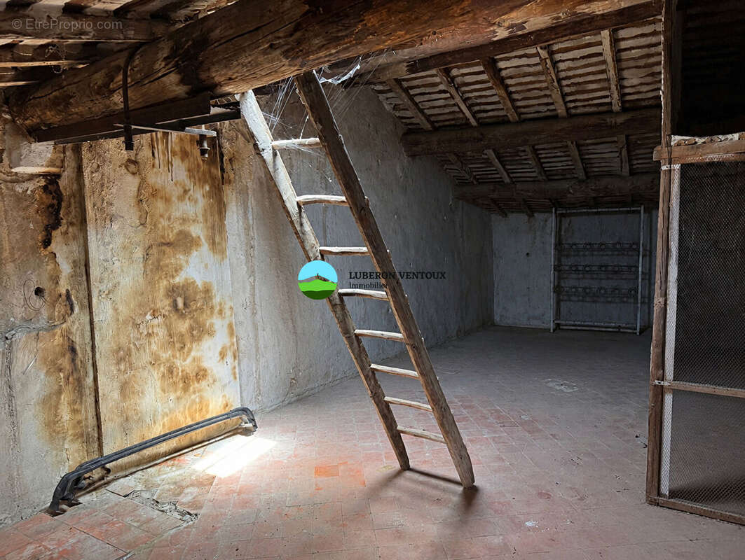 Maison de village Méthamis à rénover - photo 9