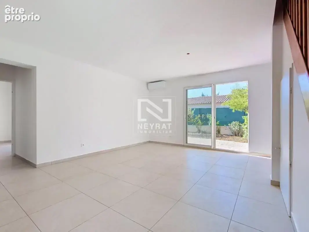 Montauroux - Maison mitoyenne - 450m² de jardin - photo 5