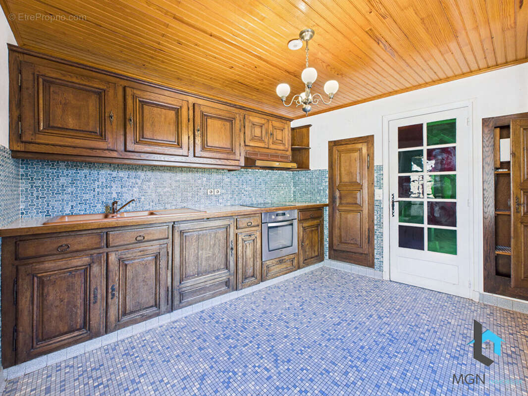 Maison proche nogent le roi - photo 6