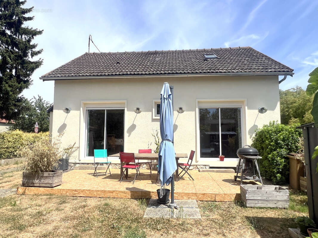 Maison à BROUE