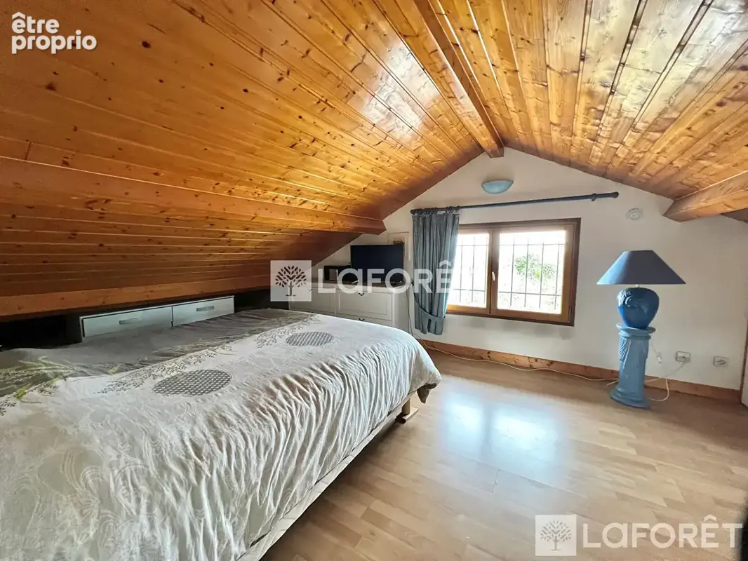 Maison Oullins Pierre-benite 5 pièce(s) 160 m² - photo 10