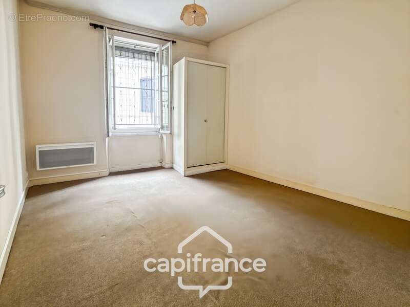 Bordeaux/quartier st seurin / t2 libre - photo 10
