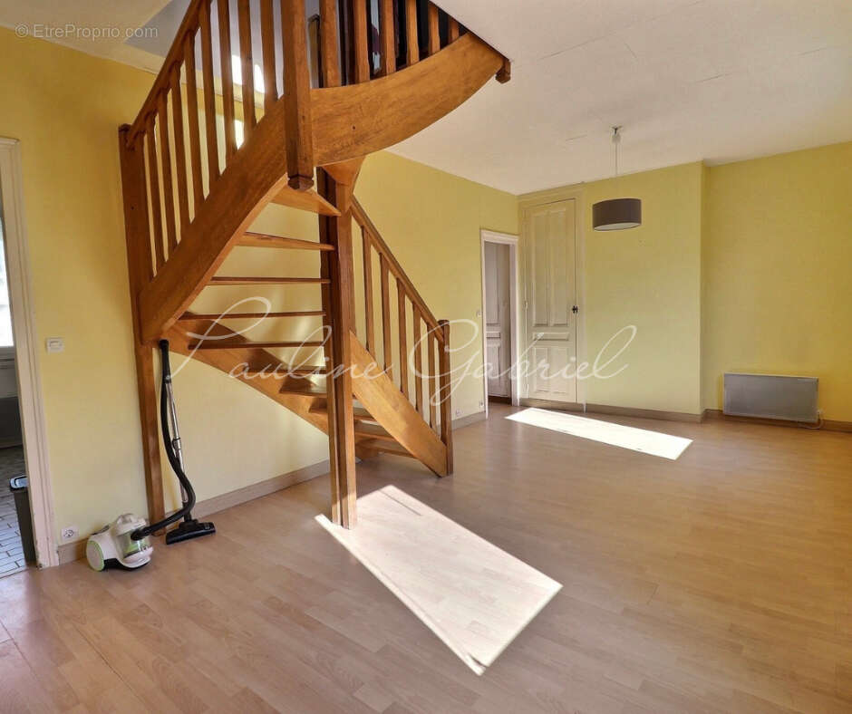 Appartement à ALLOUVILLE-BELLEFOSSE