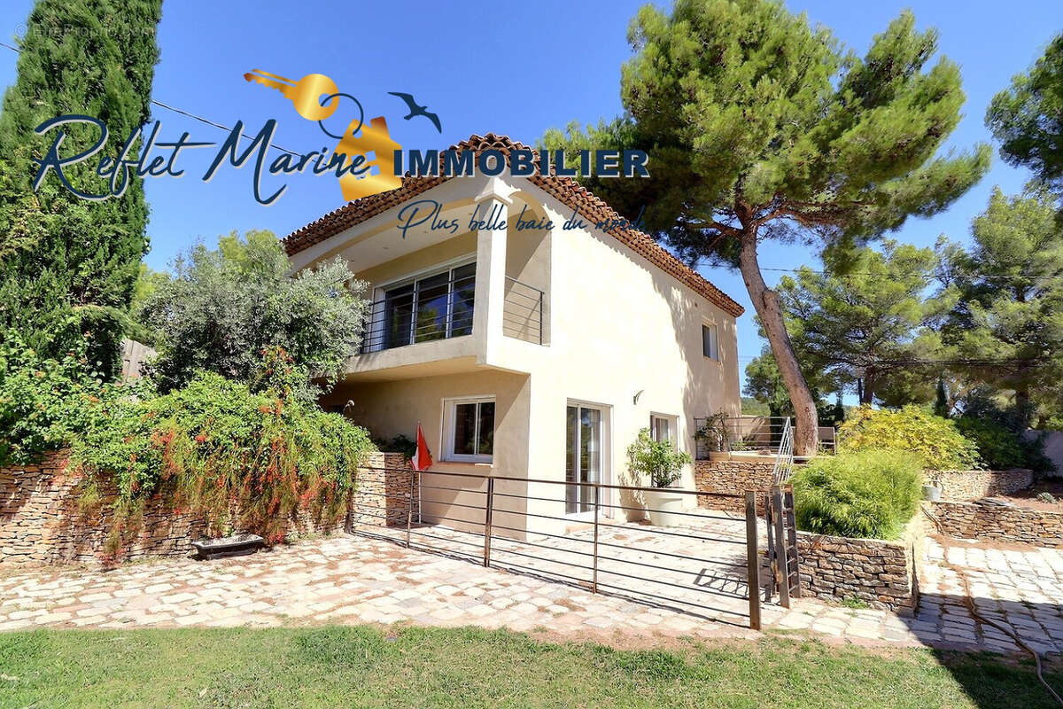 Maison à LA CADIERE-D'AZUR