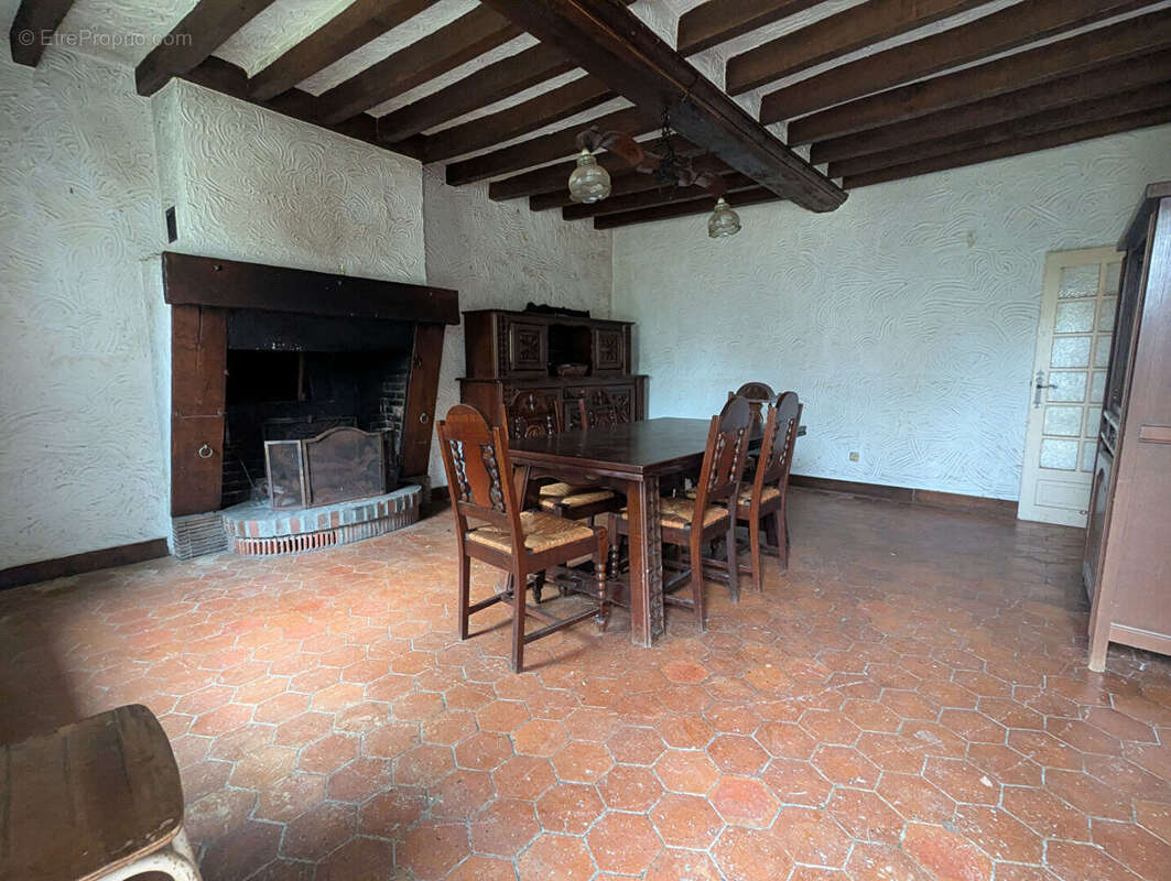 Maison à ARROU