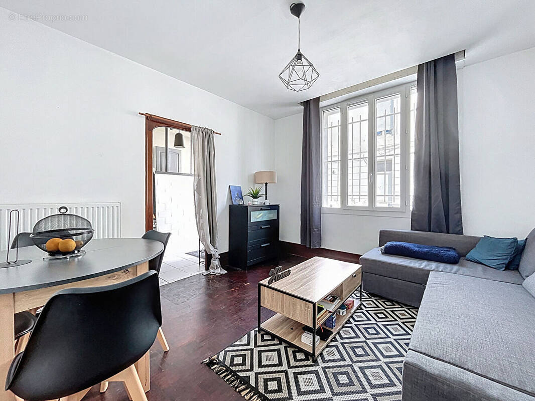 Appartement à BORDEAUX