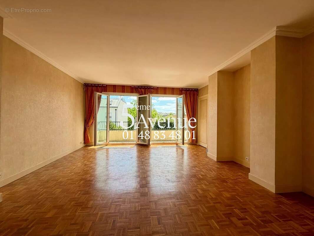 Appartement à SAINT-MAUR-DES-FOSSES