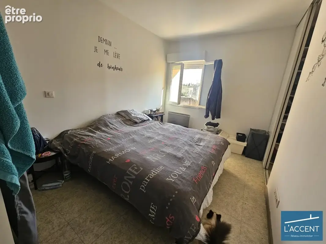 Maison 5 pièces 439 m² à vendre à Jonquieres-Saint-Vincent (30300) - photo 2