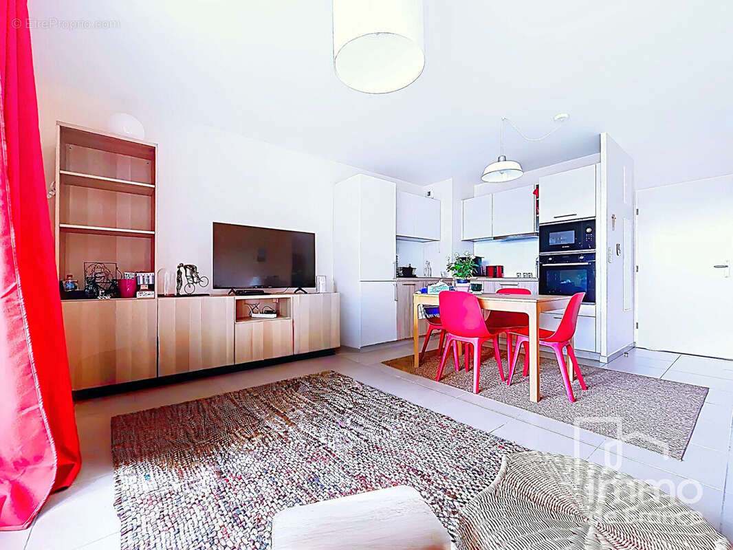 Appartement à FERNEY-VOLTAIRE