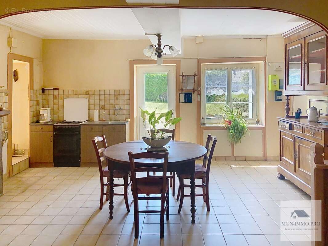 Maison à LA SELLE-EN-COGLES