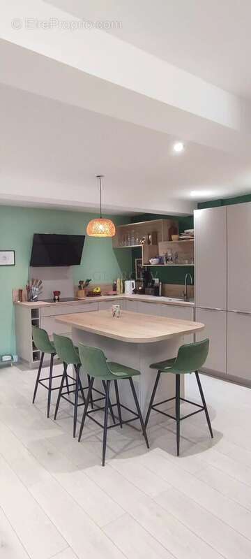 Appartement à SARTROUVILLE