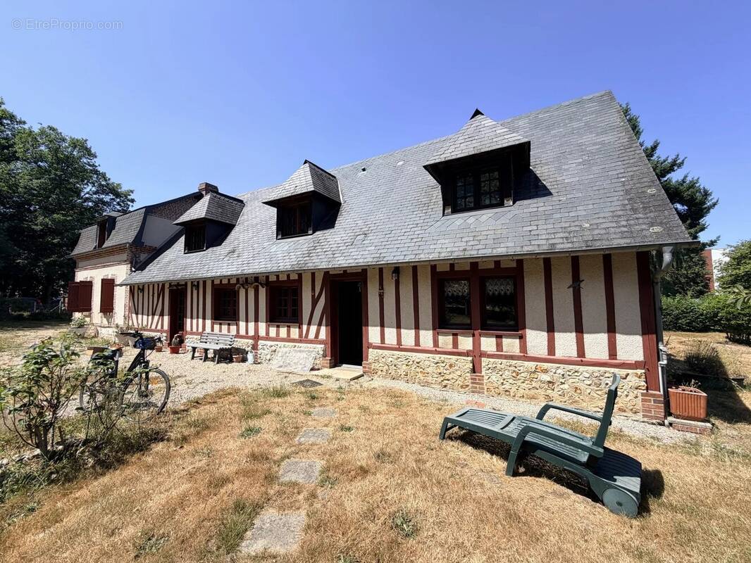 Maison à BERNAY