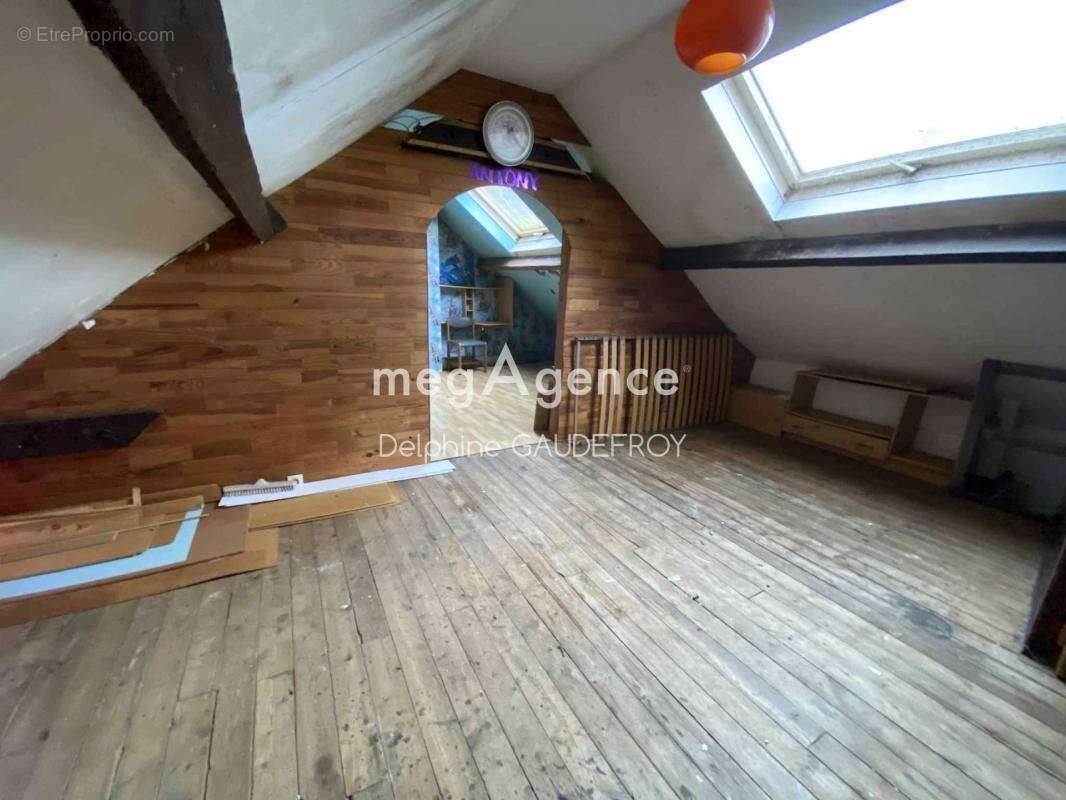 Maison à MARCELCAVE