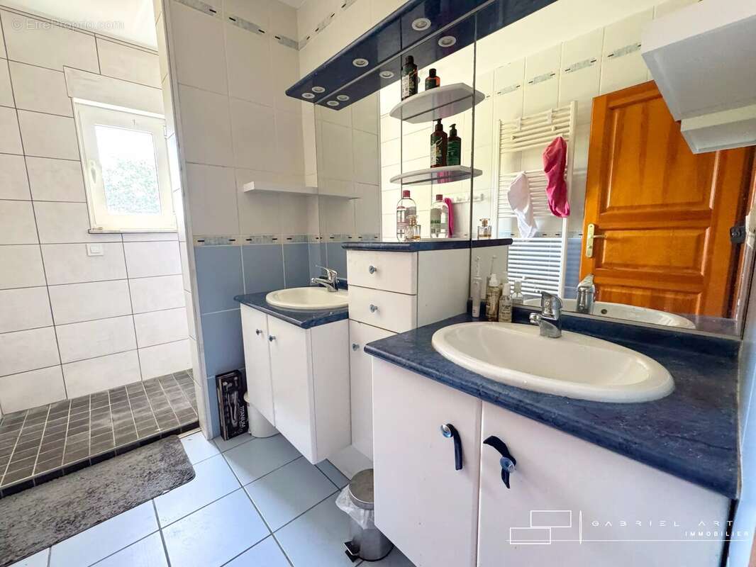Maison 160 m² à Preignan  - photo 16