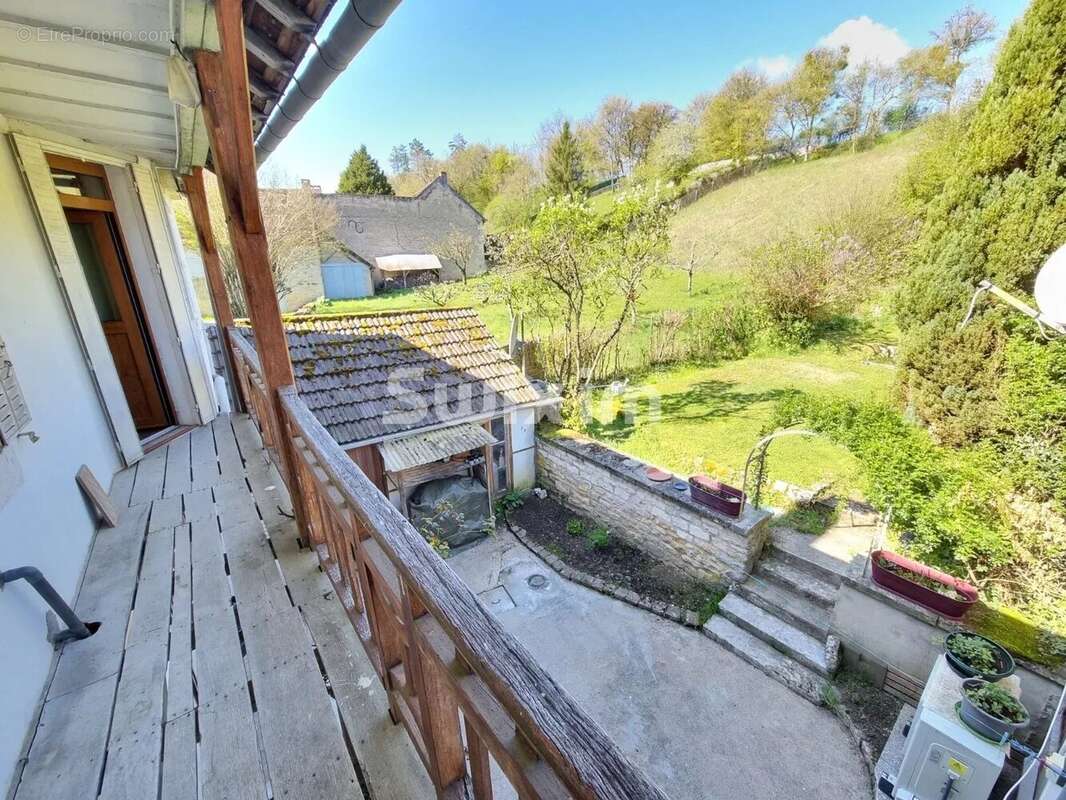 Appartement à ASNIERES-SOUS-BOIS