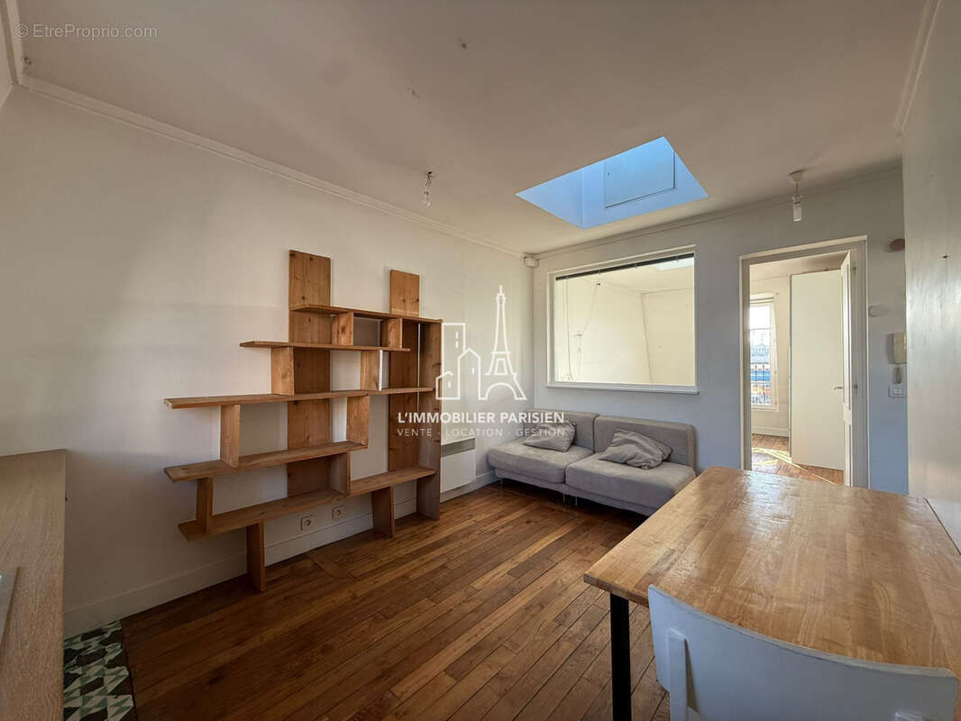 Appartement à PARIS-18E