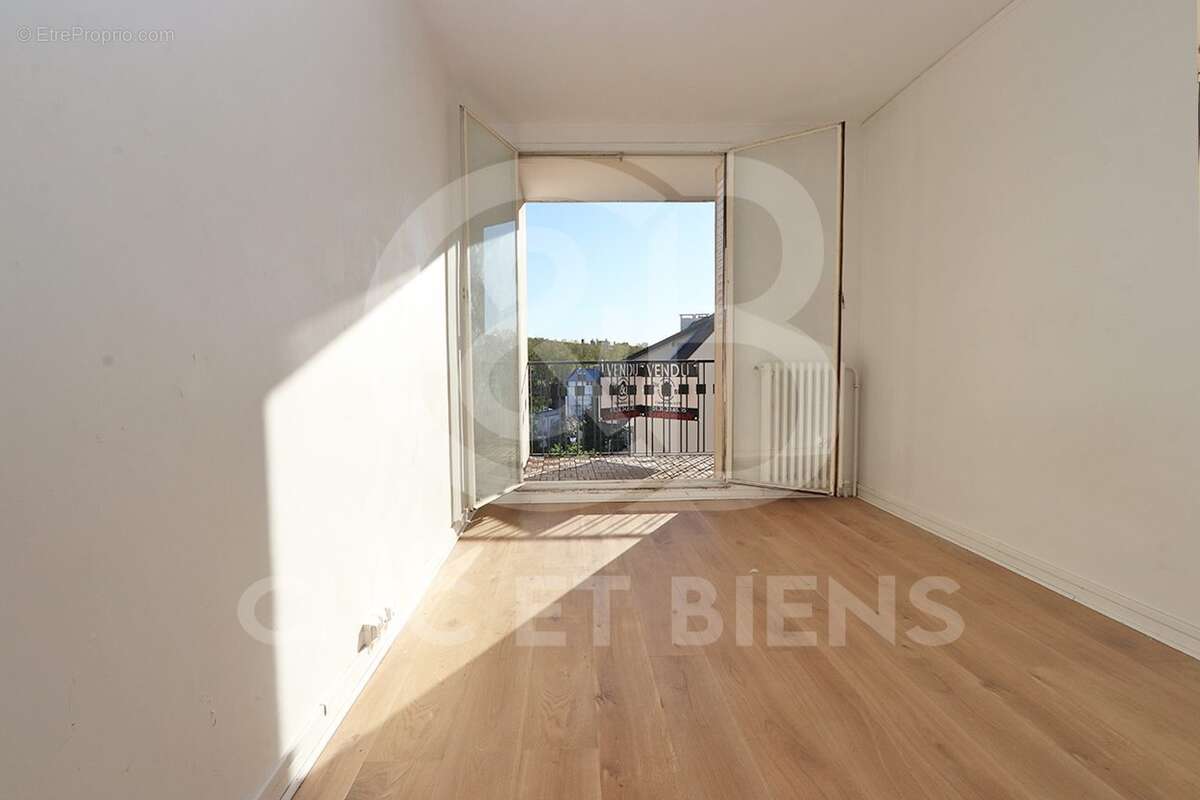 Appartement 79 m² à Viroflay  - photo 7