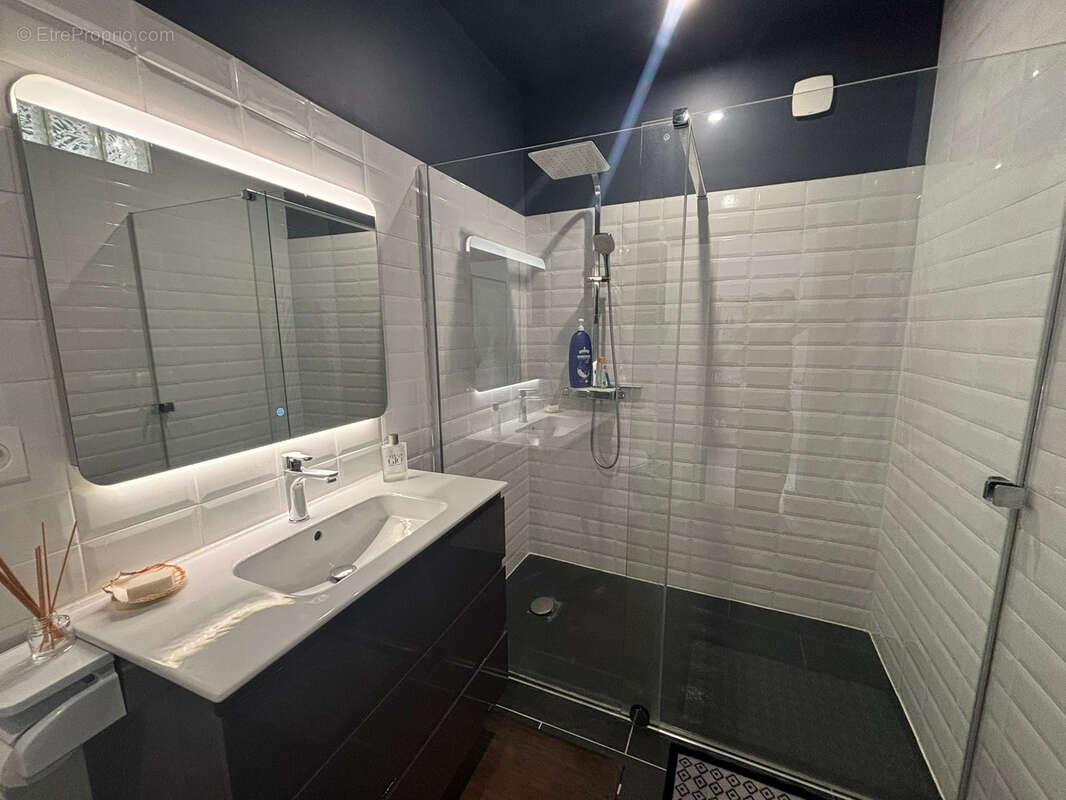 Appartement à COURSAN