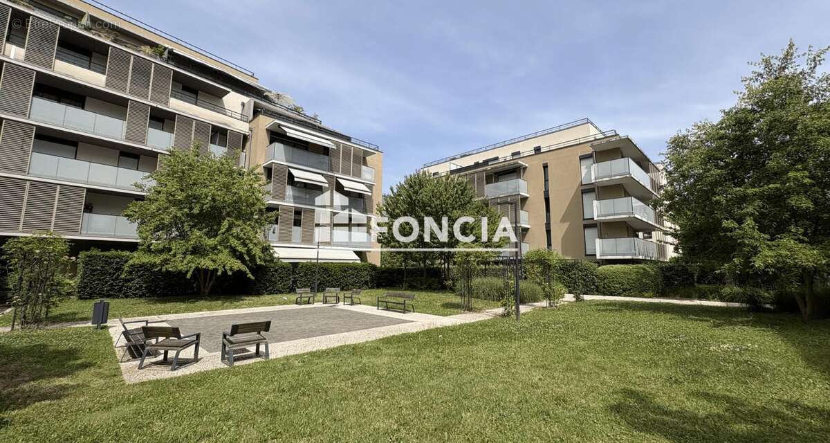 Appartement à LYON-9E