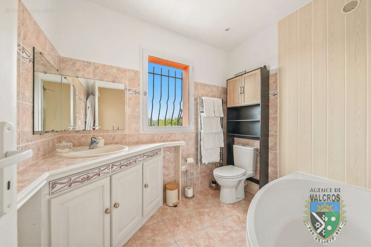 Villa de prestige avec piscine et pool house  a la londe les maures proche des plages - photo 11
