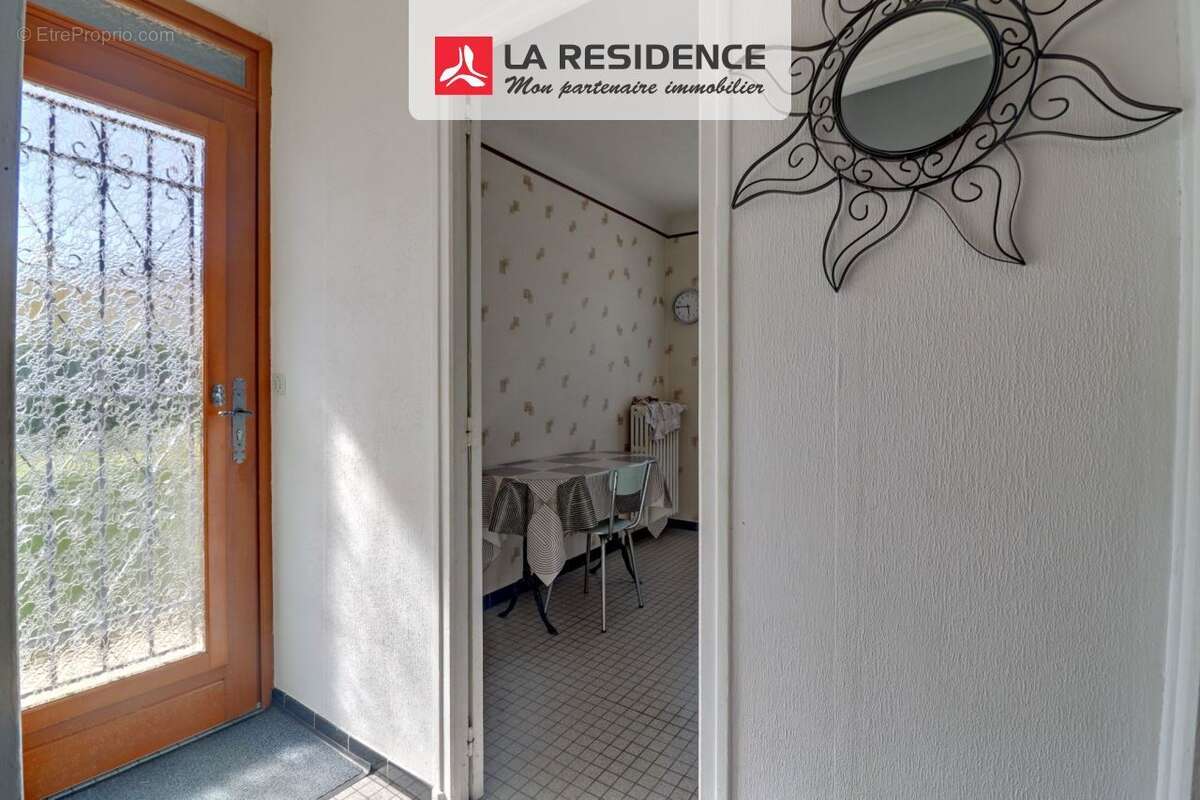 Maison à AULNAY-SUR-MAULDRE