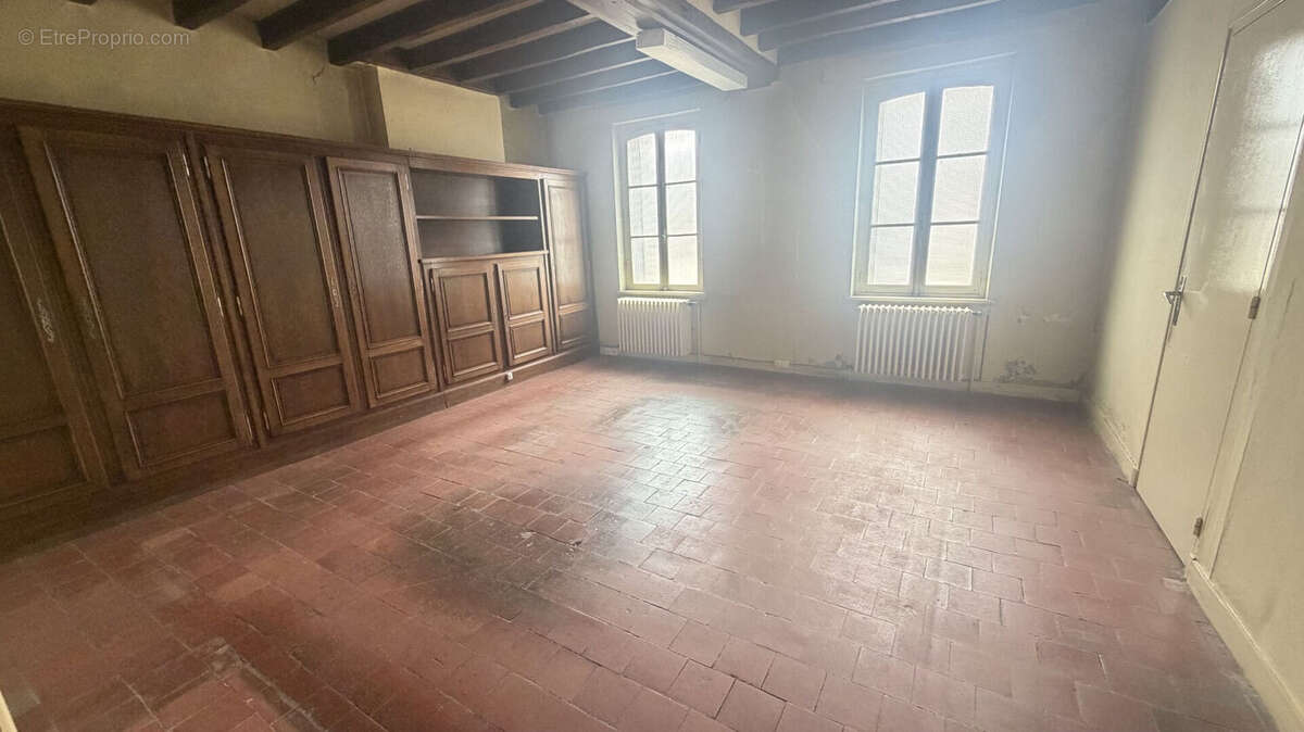 Maison Salbris 12 pièce(s) 248.15 m2 - photo 4