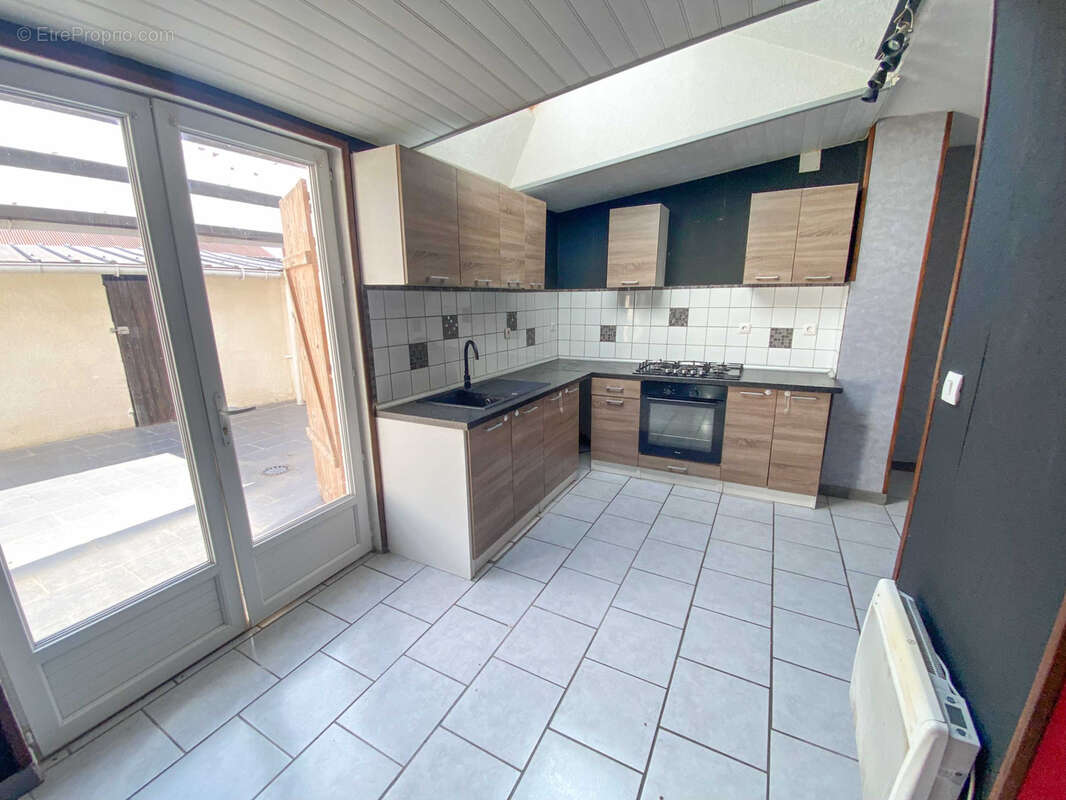 Maison à RECQUIGNIES