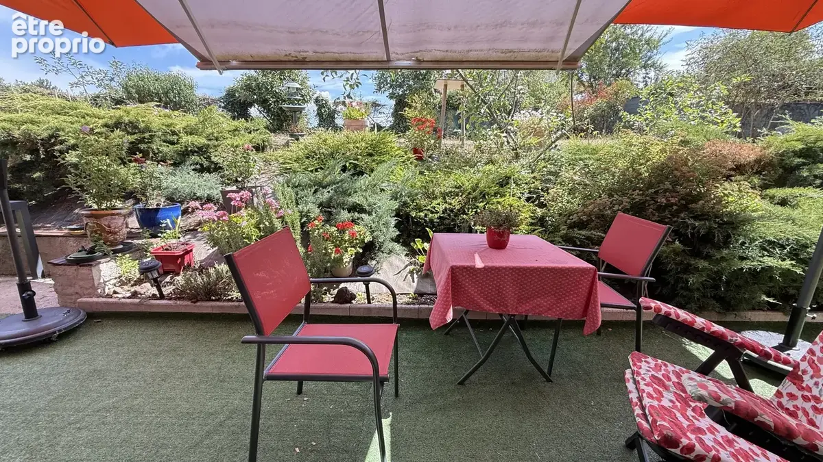 Viager occupé Monsieur 82 ans et Dame 89 ans - Maison de plain-pied avec garage et jardin - photo 6