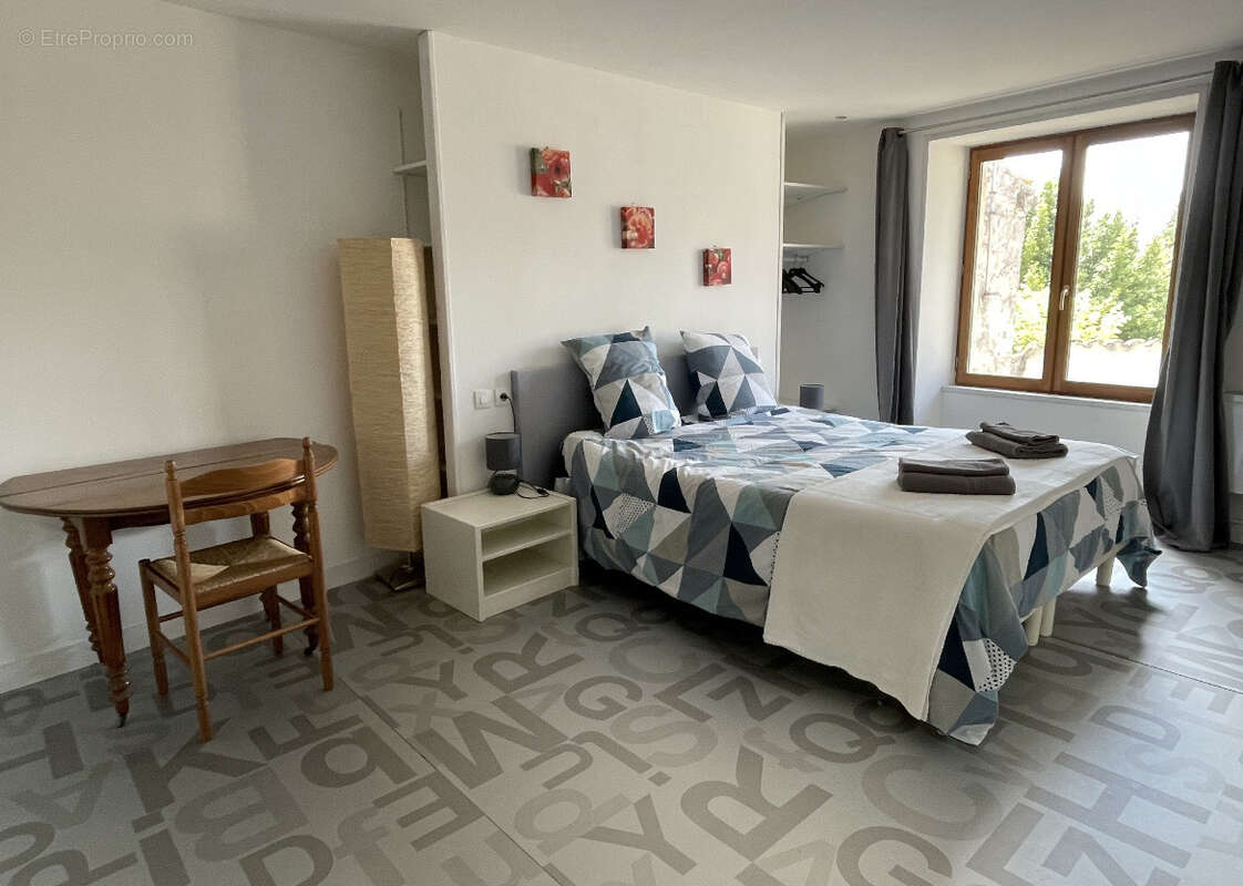 Immeuble mixte commerce et habitation - photo 4