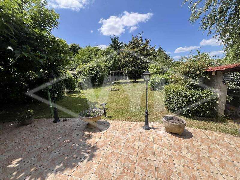 Maison à COMBS-LA-VILLE