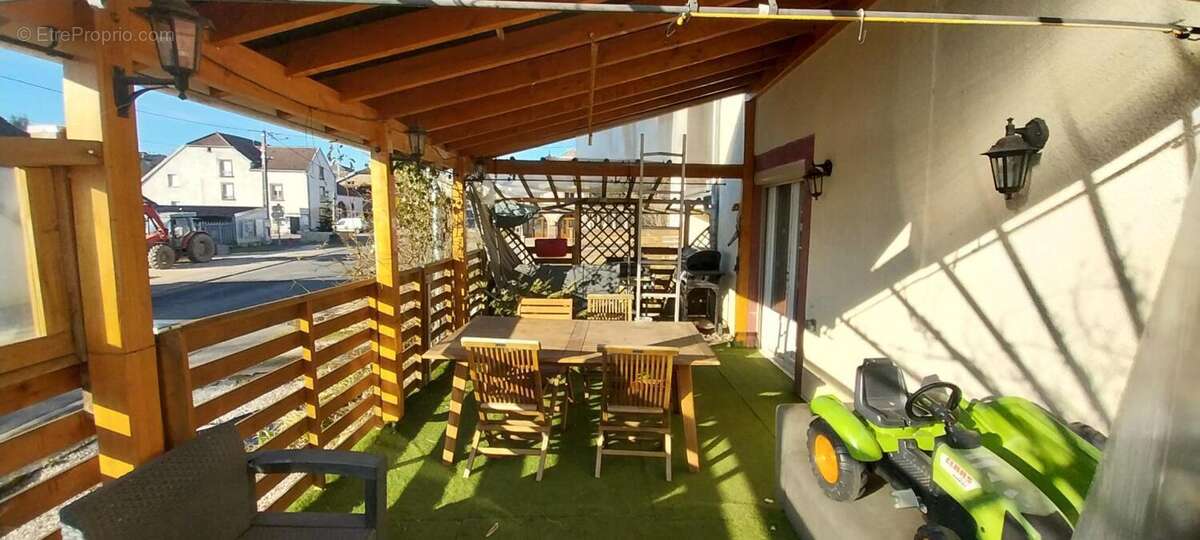 Maison à HAUTEVELLE