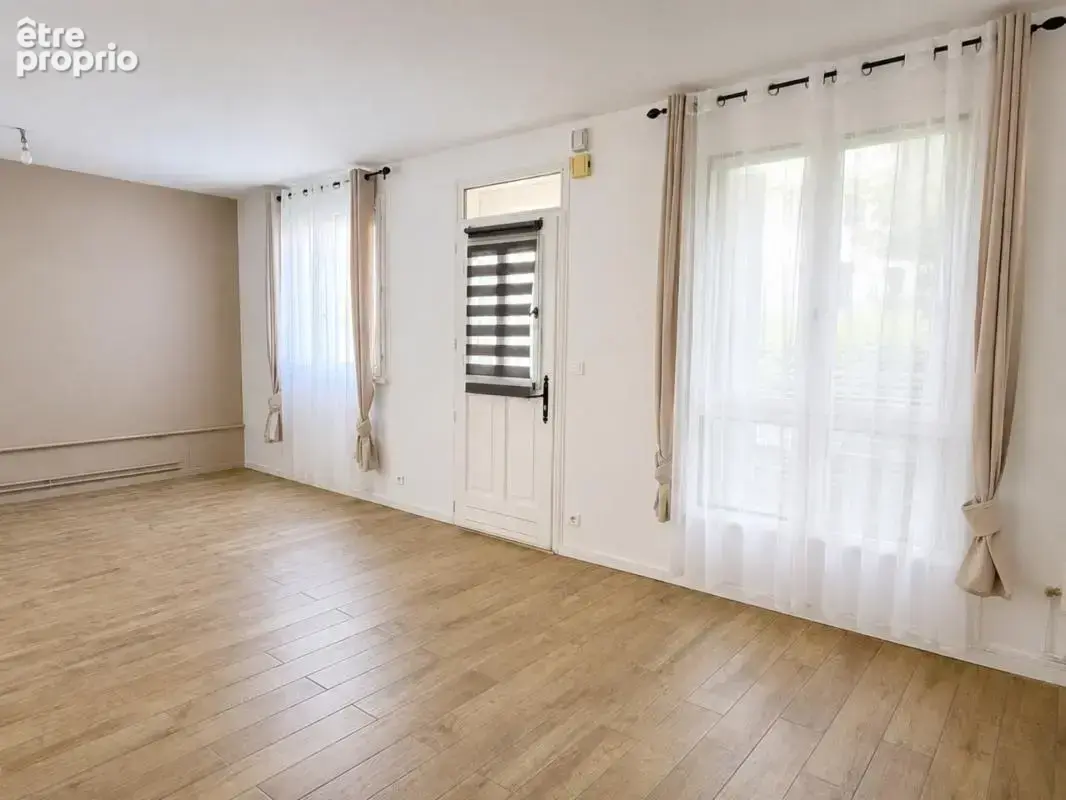 Maison 3 chambres avec garage et jardin - photo 3