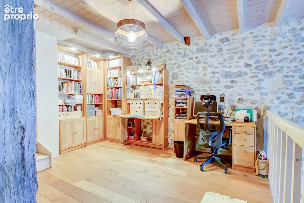 Maison 5 pièces 243 m² à vendre à Prevessin-Moens (01280) - photo 8