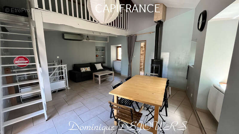 Très Belle Maison en pierres dominant la Vallée de l'Eyrieux avec une vue splendide. 3 chambres, un grand séjour et une piscine - photo 6