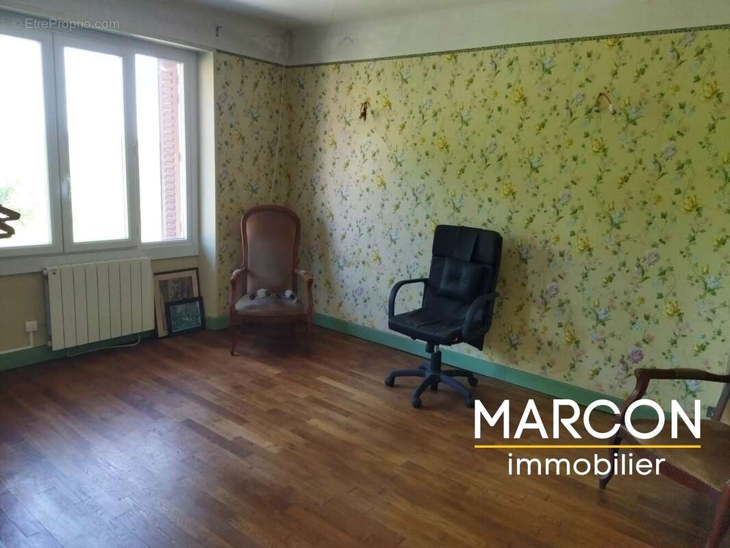 Maison à AZAT-CHATENET