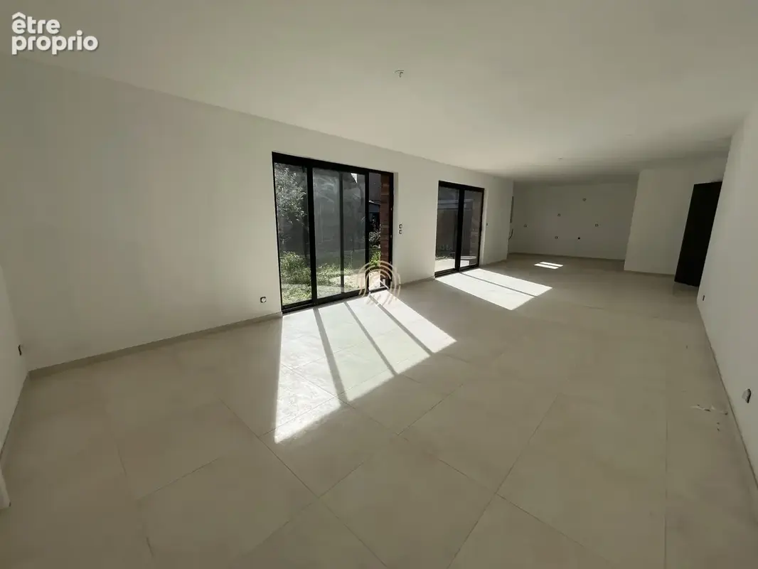 Maison 6 pièces 155 m² à vendre à Cuincy (59553) - photo 6