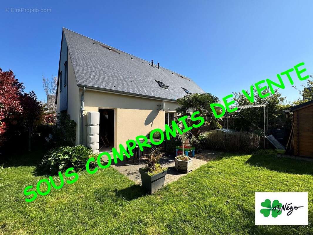 Maison à COLLEVILLE-MONTGOMERY