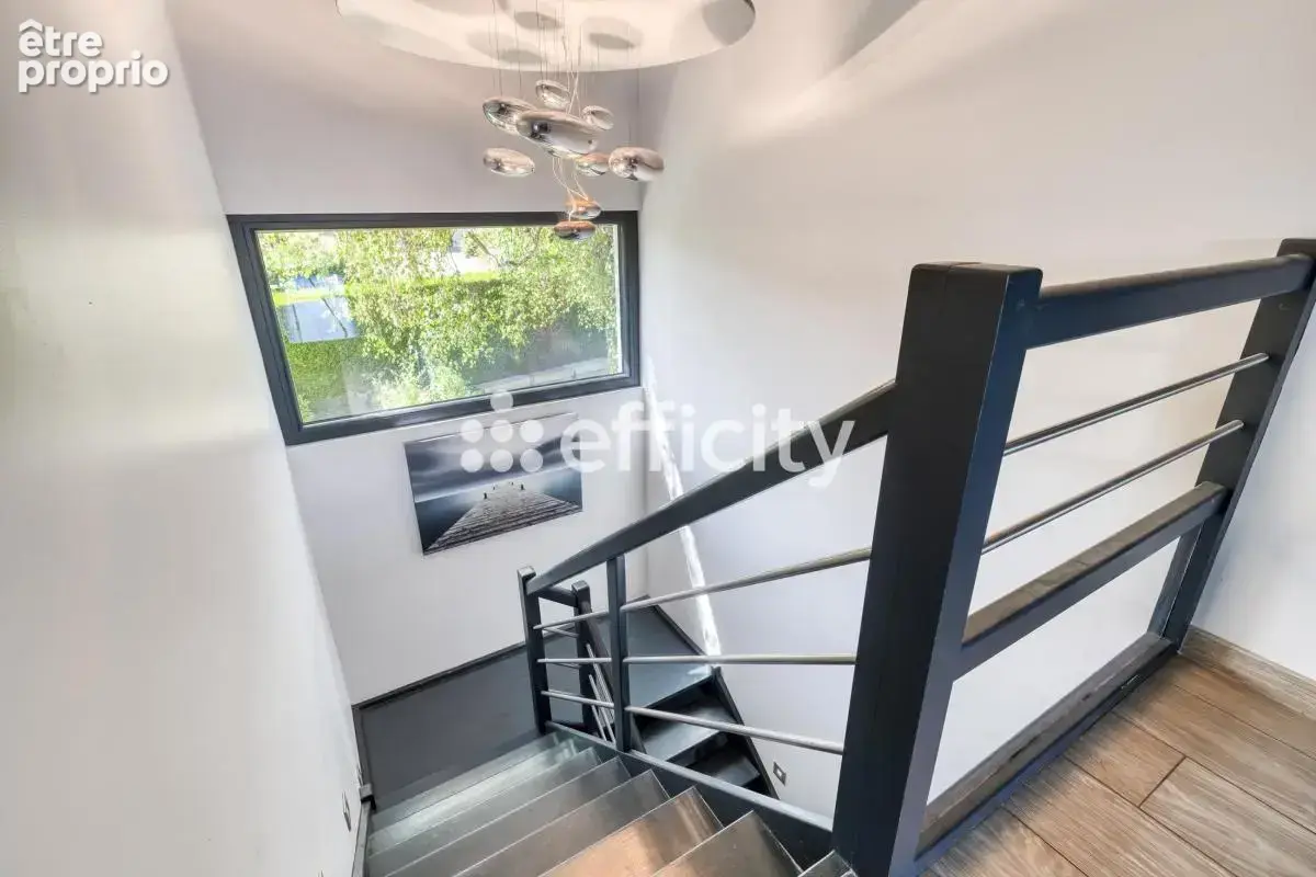 Maison 6 pièces 197 m² à vendre à Prevessin-Moens (01280) - photo 11